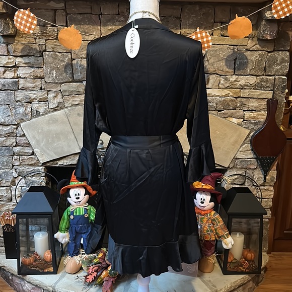NWT Black Satin Ruffle Hem Short Kimono Robe Size XL - Picture 6 of 10